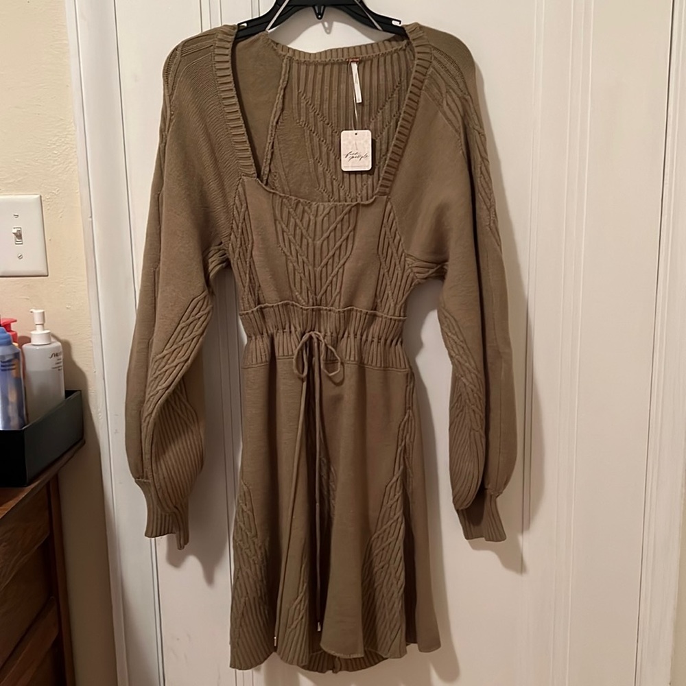 Beautiful free people dress  with tags
